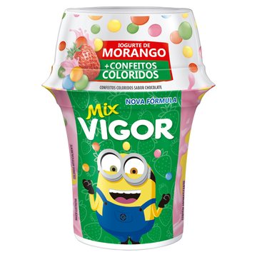 Iogurte Morango + Confeitos Coloridos Vigor Mix Copo 140g