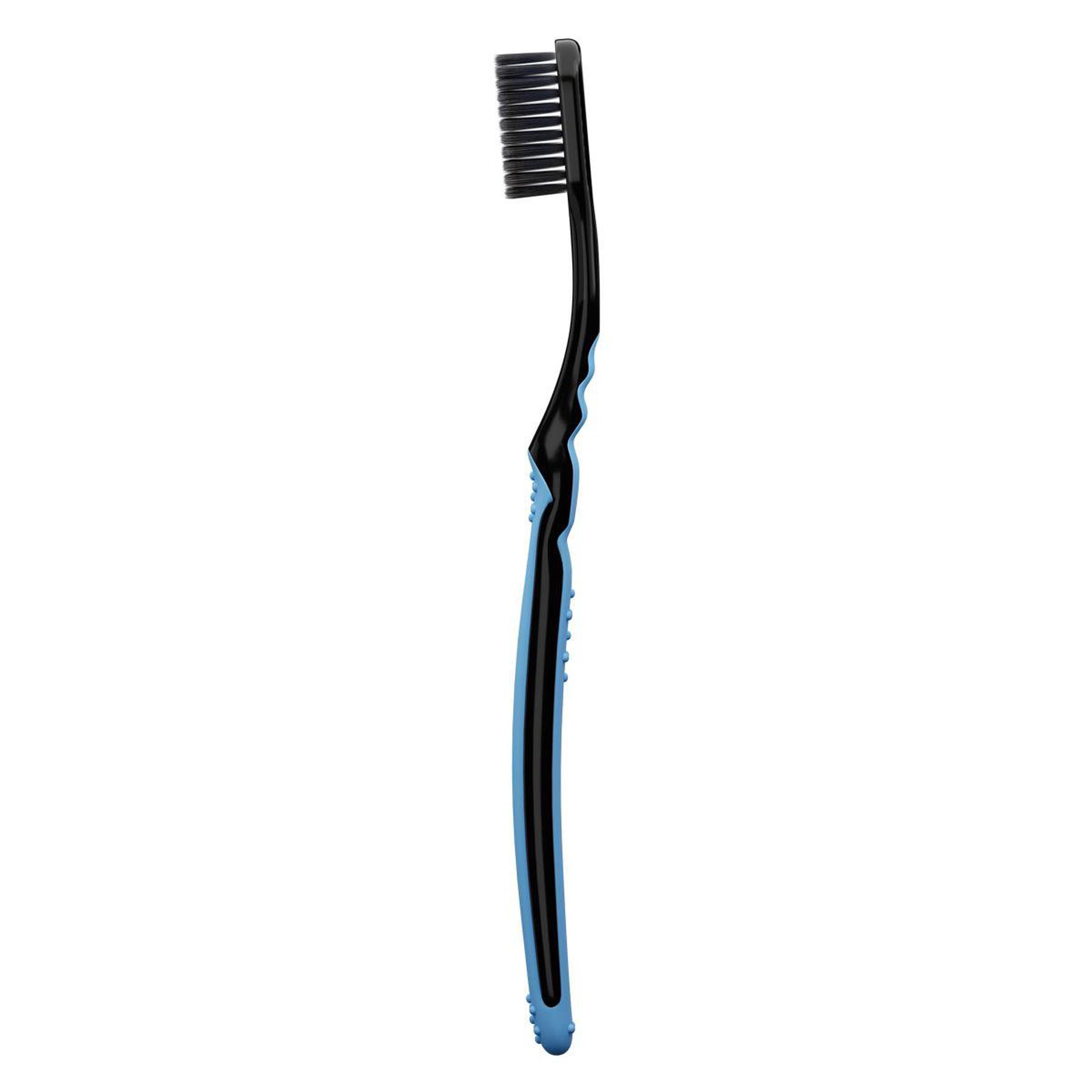 Escova Dental Macia Slim Soft Black Infus&atilde;o de Carv&atilde;o Colgate C/4 Unidades&nbsp;